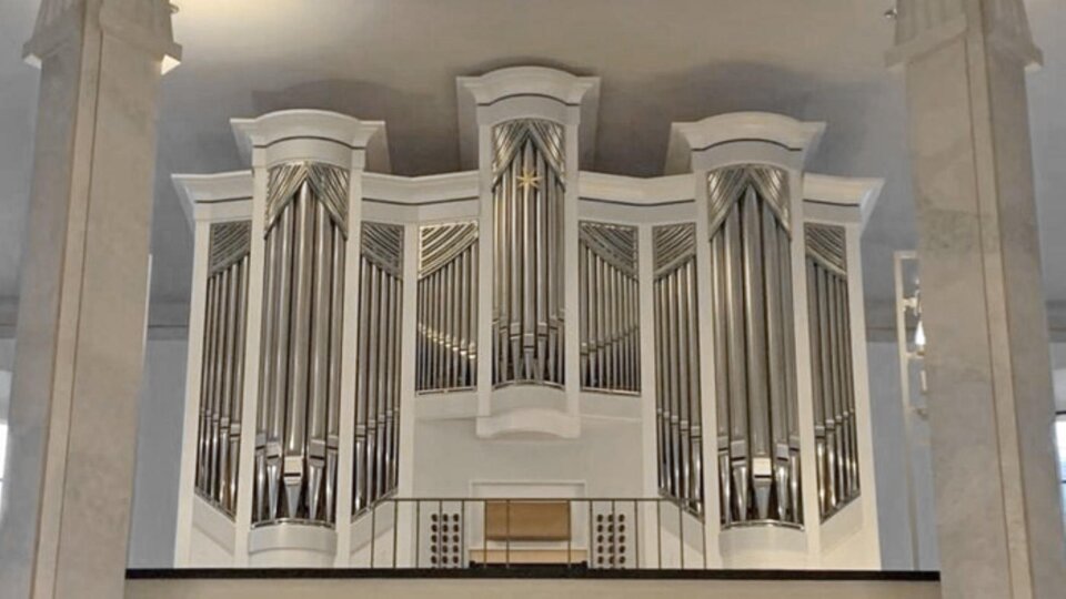 Orgel der Ev. Luisenkirche, Berlin-Charlottenburg